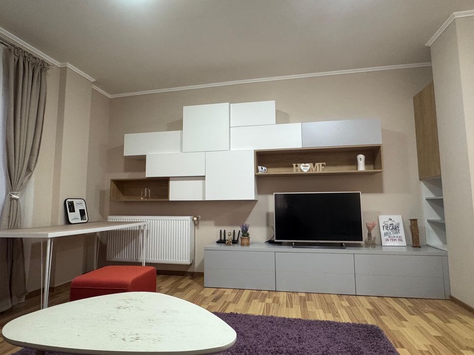 Inchiriez apartament cu doua camere + parcare subterna