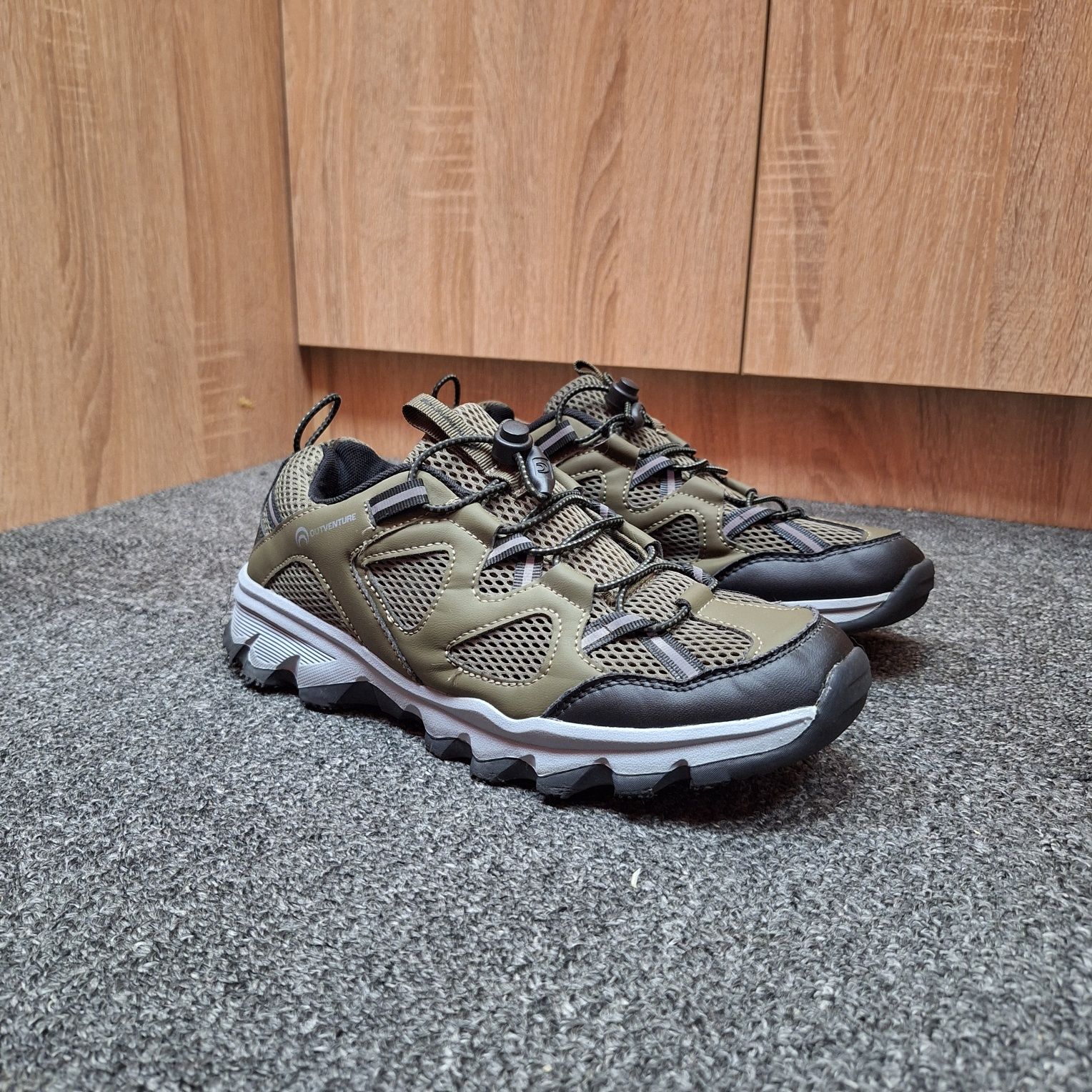 Outventure кроссовки