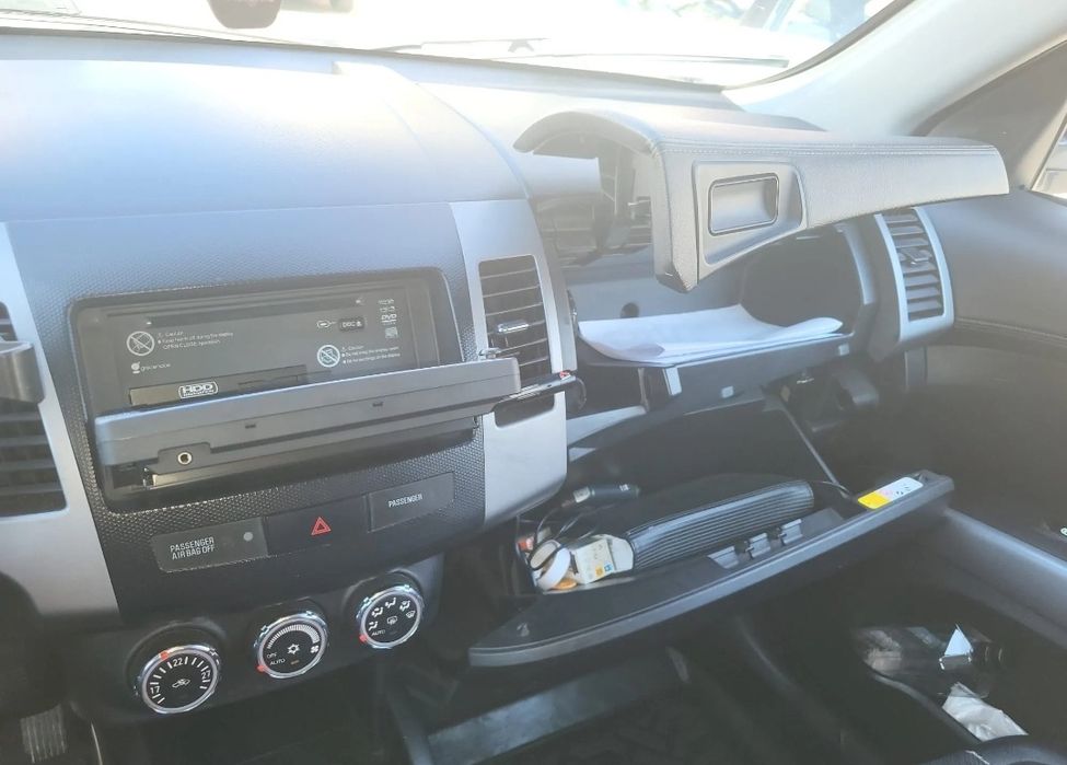 Mitsubishi Outlander 2011 4x4 automat