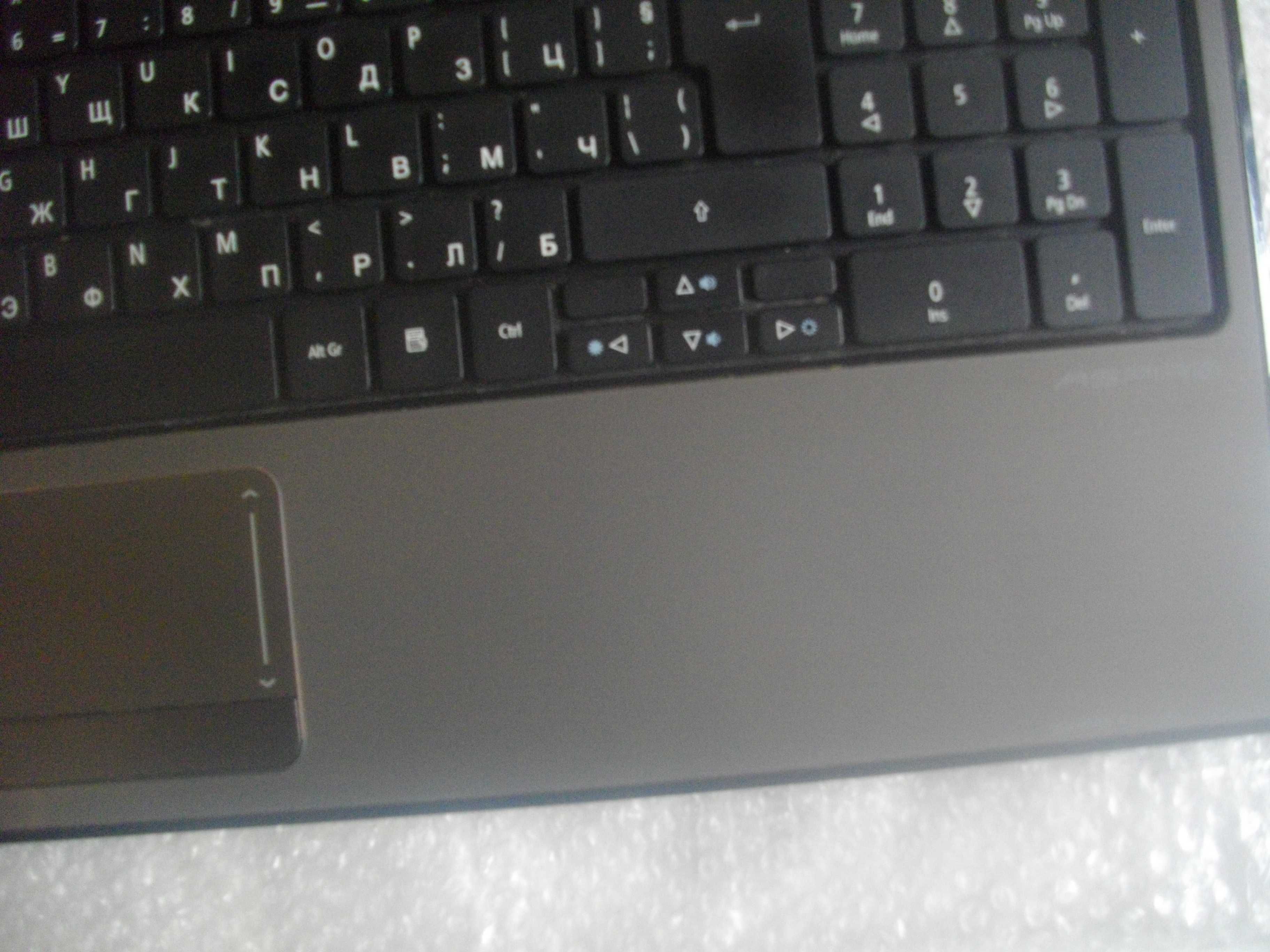 15,6" 39,62см ACER Aspire 5551 Отличен ЛАПТОП RAM 4GB HD 120 2,10 GHz