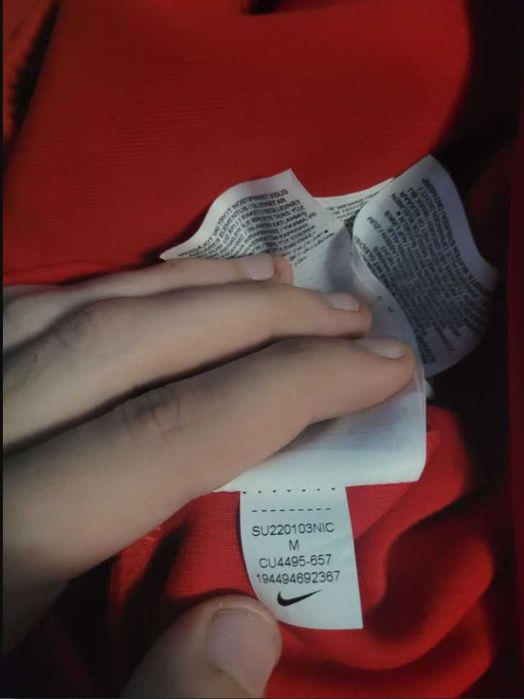 nike tech university red M