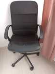 Scaun de birou rotativ