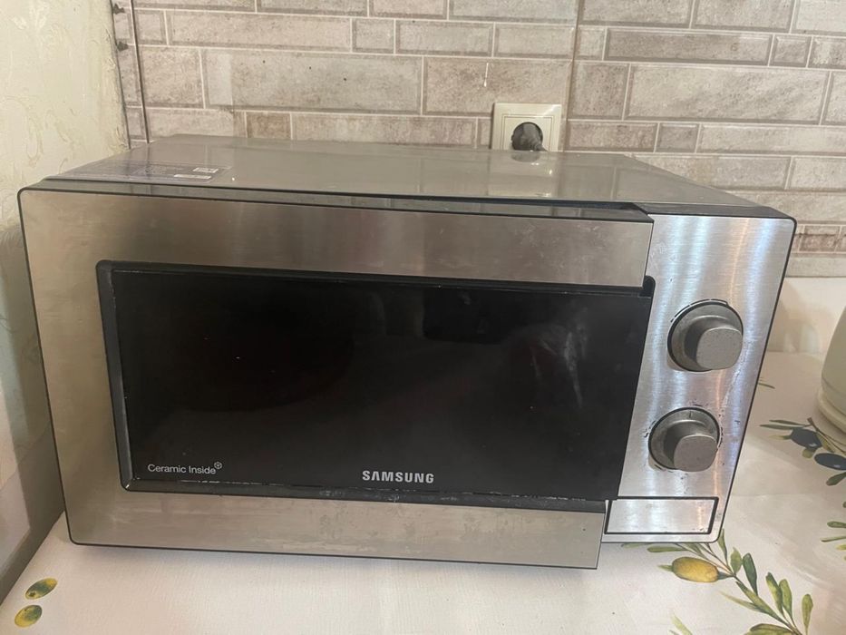 Продам Микроволновка Samsung