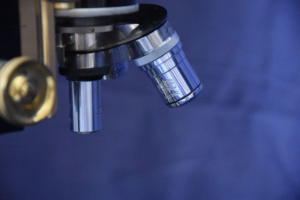 Microscop de colectie Ernst Leitz Wetzlar