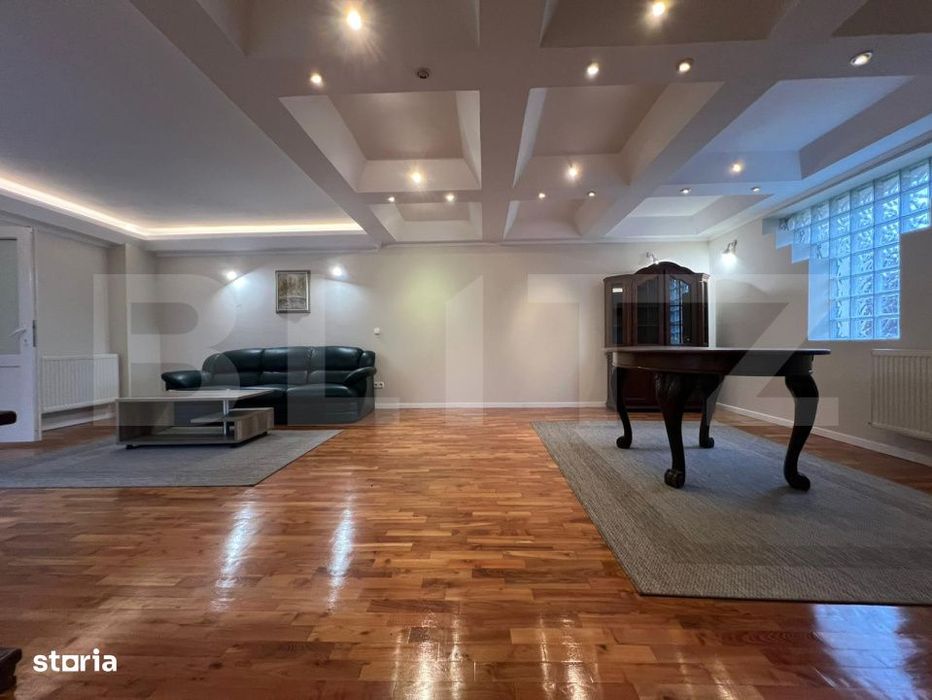 Casa de vanzare, 229 mp, cartierul 7 Noiembrie