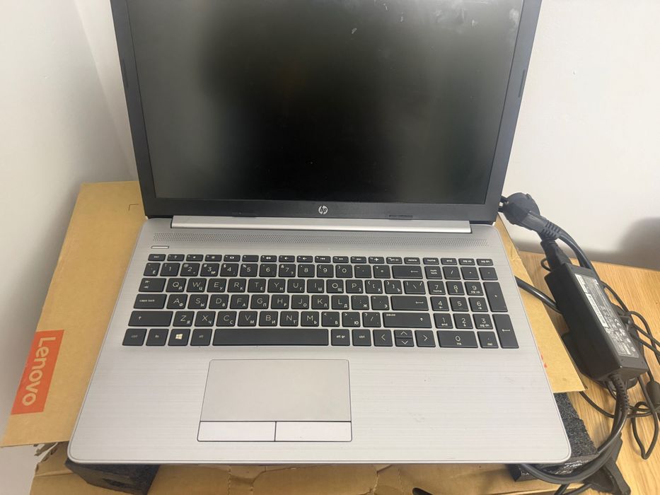 Ноутбук intel cori3 -10 поколение