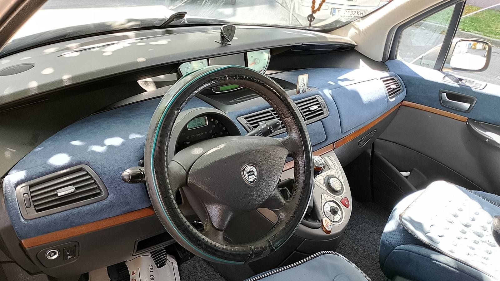 Lancia pedra
2004.gd
lancia pedra