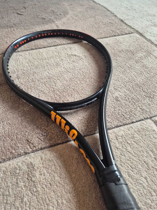 Wilson Burn260g Custome SE black. Цената подлежи на коментар.