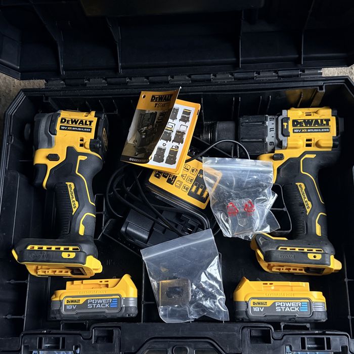 Dewalt 2/1 компактен винтоверт