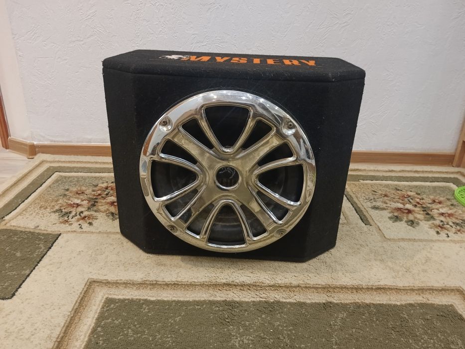 Сабвуфер б/у состояние