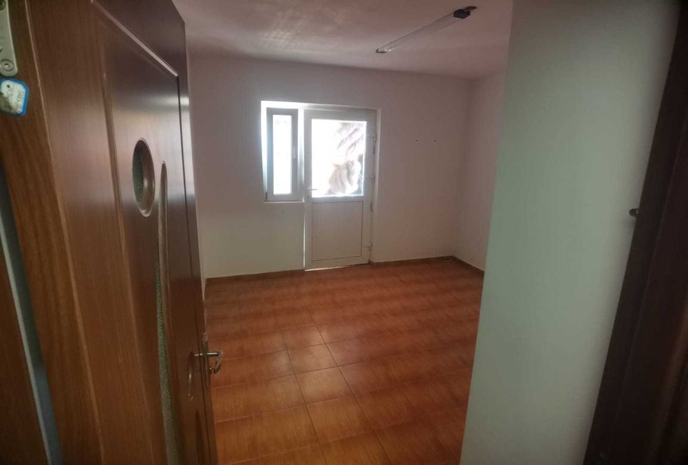 Doua camere de inchiriat