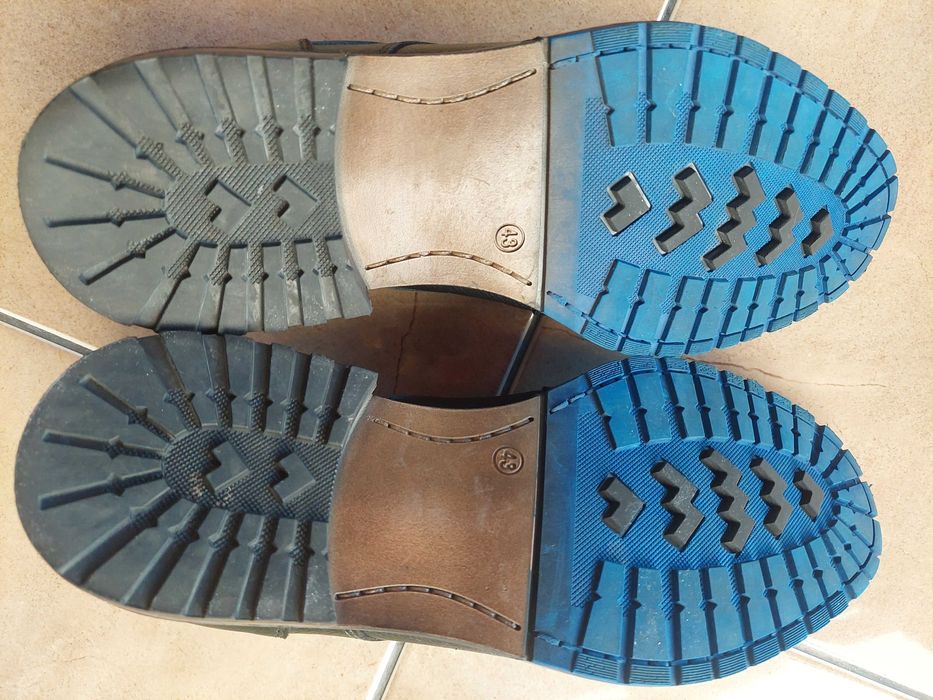 Pantofi ENZO BERTINI nr. 43, din piele