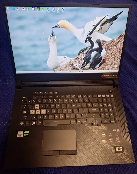 Laptop gaming Asus Rog Strix G712LU