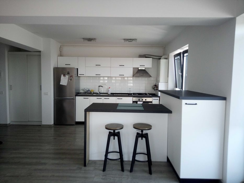 Elite R. Inchiriez apartament 2 camere+terasa+container+loc de parcare