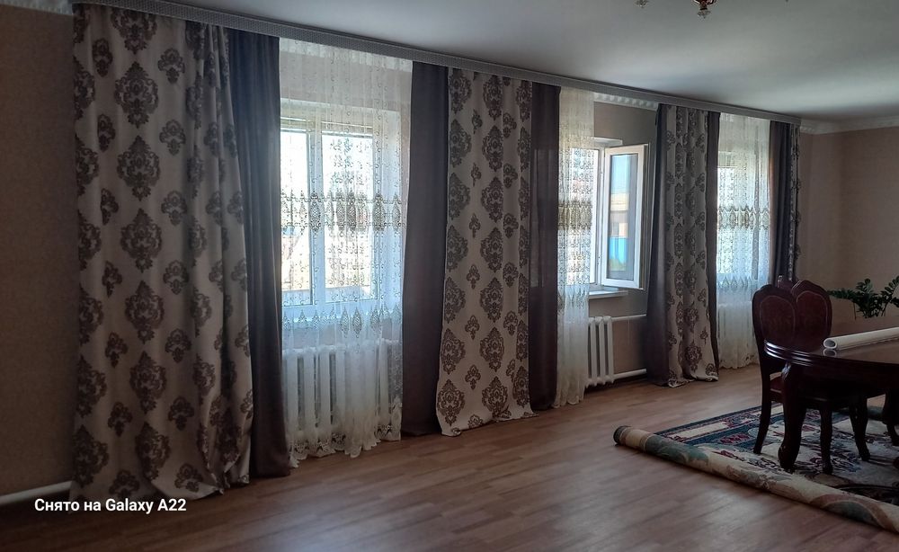 Продам шторы и тюль на 4 окна