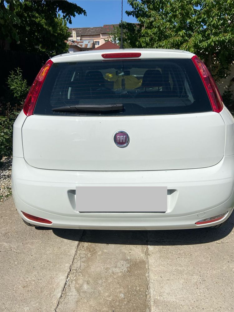 Vand Fiat Punto.