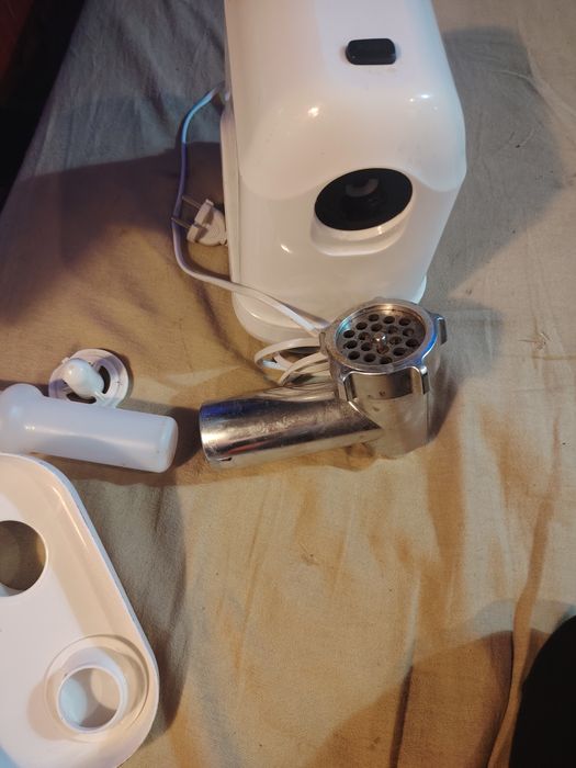 De vînzare mașină de tocat carne