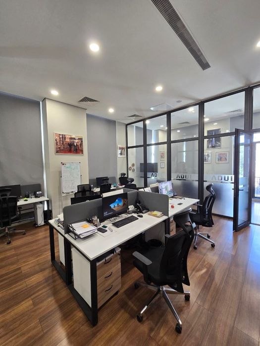 Аренда офиса  Бизнес центре Gross Plaza 54м², 137м² ор.Тарас Шевченко