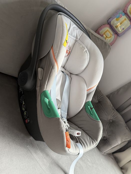 Pachet Scoica Cybex Aton S2 Lava Grey + insertie+baza isofix+adaptori