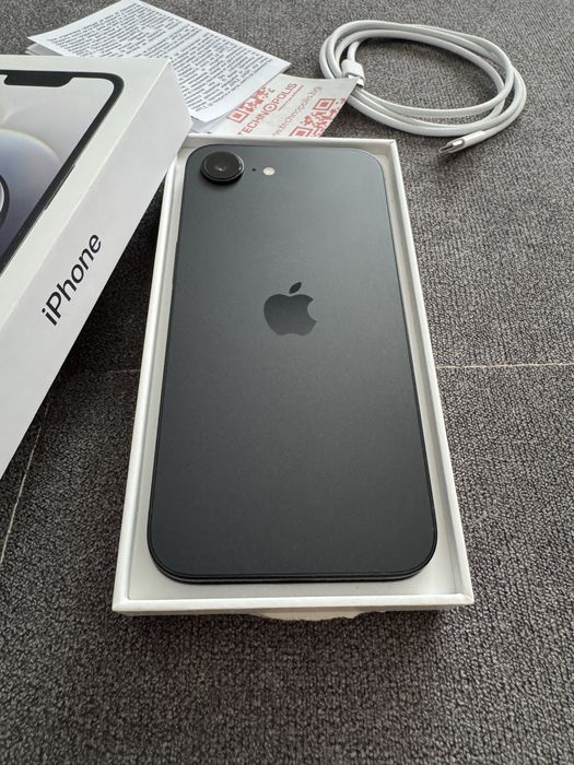 IPhone 16e 128GB Black НОВ!