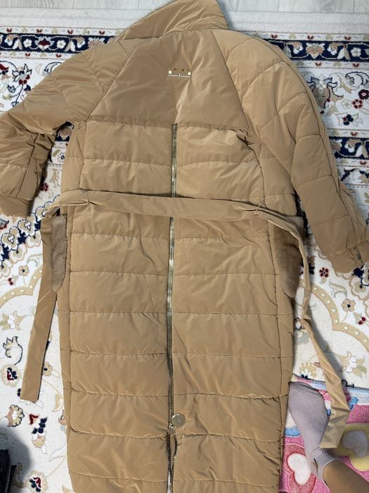 Продам зимнюю, теплую куртку. Срочно!