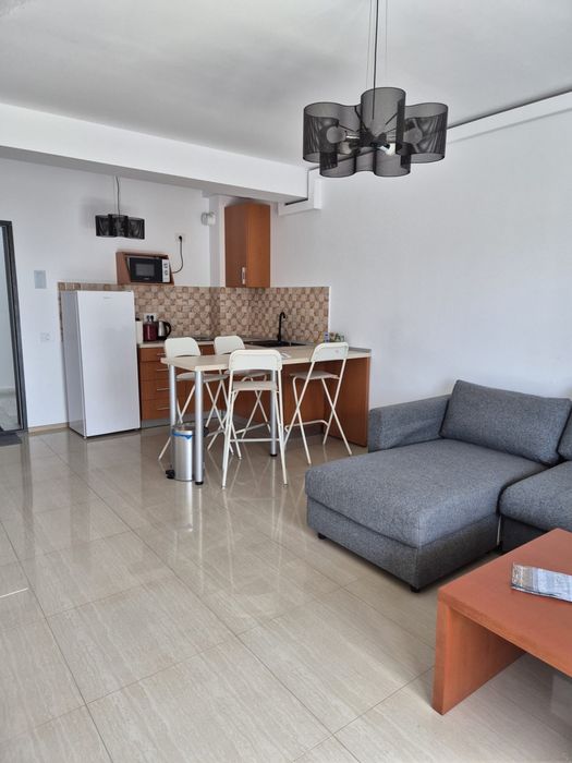 Sea view apartament 2 camere cu parcare privata