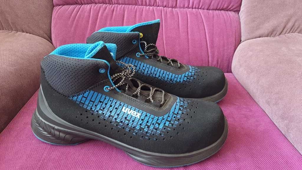 Ghete UVEX Xenova S2 SRC ESD marimea 42 - 42,5