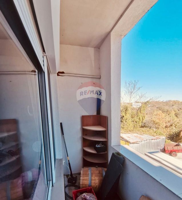 Двустаен апартамент на удобна локация без такса поддръжка за продажба