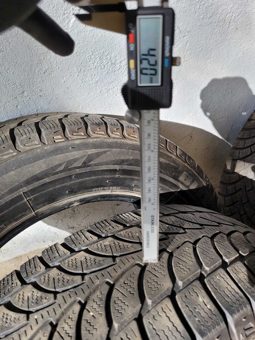 2 бр. Зимни гуми 225 65 R17 , Bridgestone