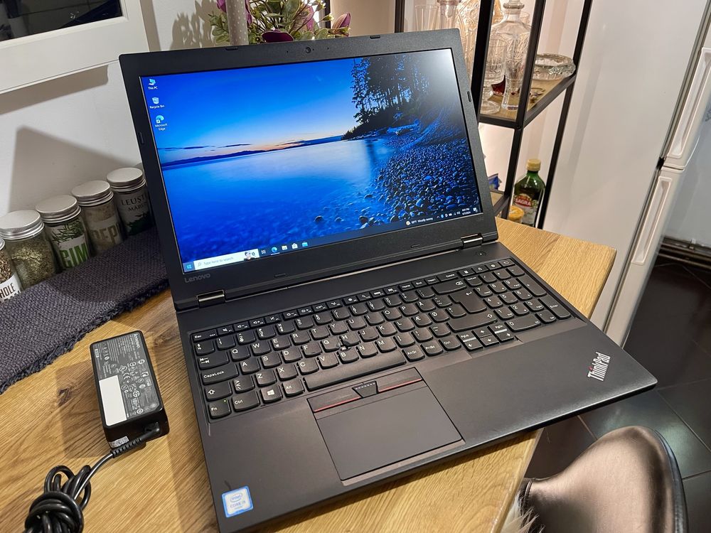 Laptop Lenovo ThinkPad L560 15" i5-6200U/8Gb/SSD 128GB,impecabil!