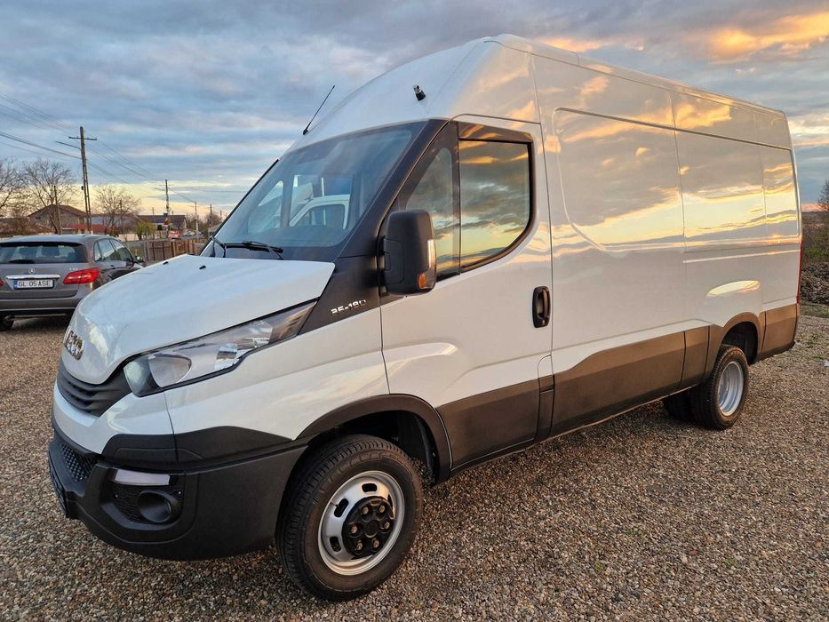 Iveco Daily 35C18  motor 3.0 E6 Adus recent Italia an 2019/12 Full !