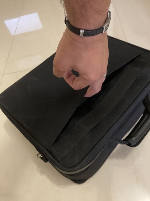 Geanta laptop / geanta office