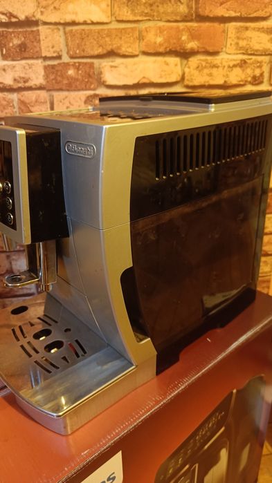 Кафе машина De'Longhi