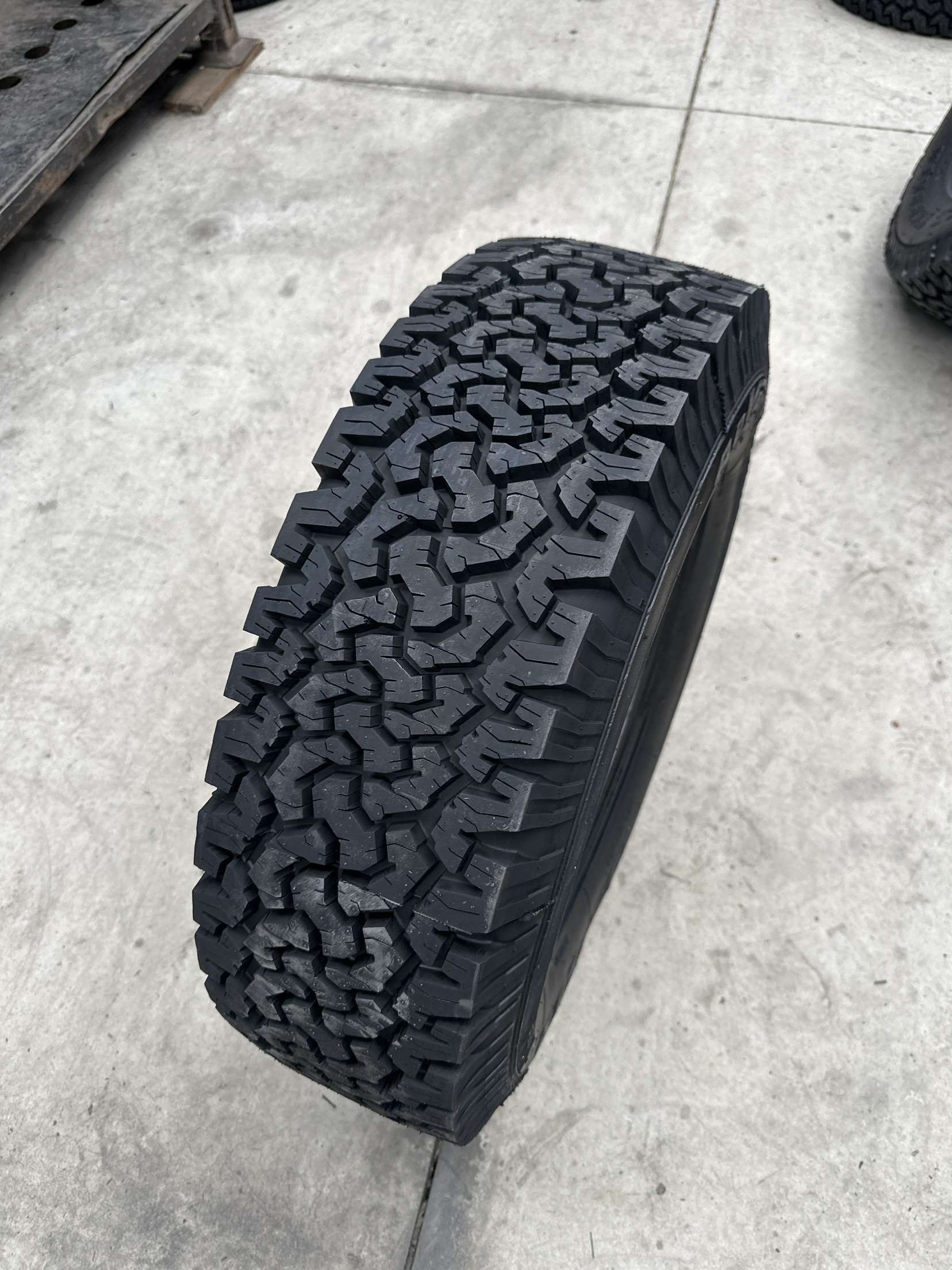 Pret redus! ANVELOPE 225 70 15 all terrain garantie 3 ani nerulat 2025