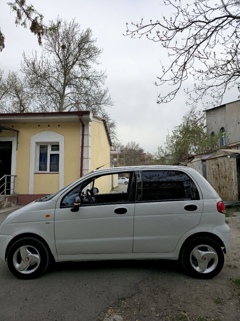 Матиз Daewoo сотилади