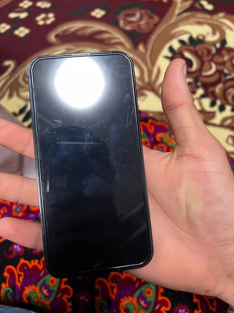 Iphone 13 pro ideyal sastayanada