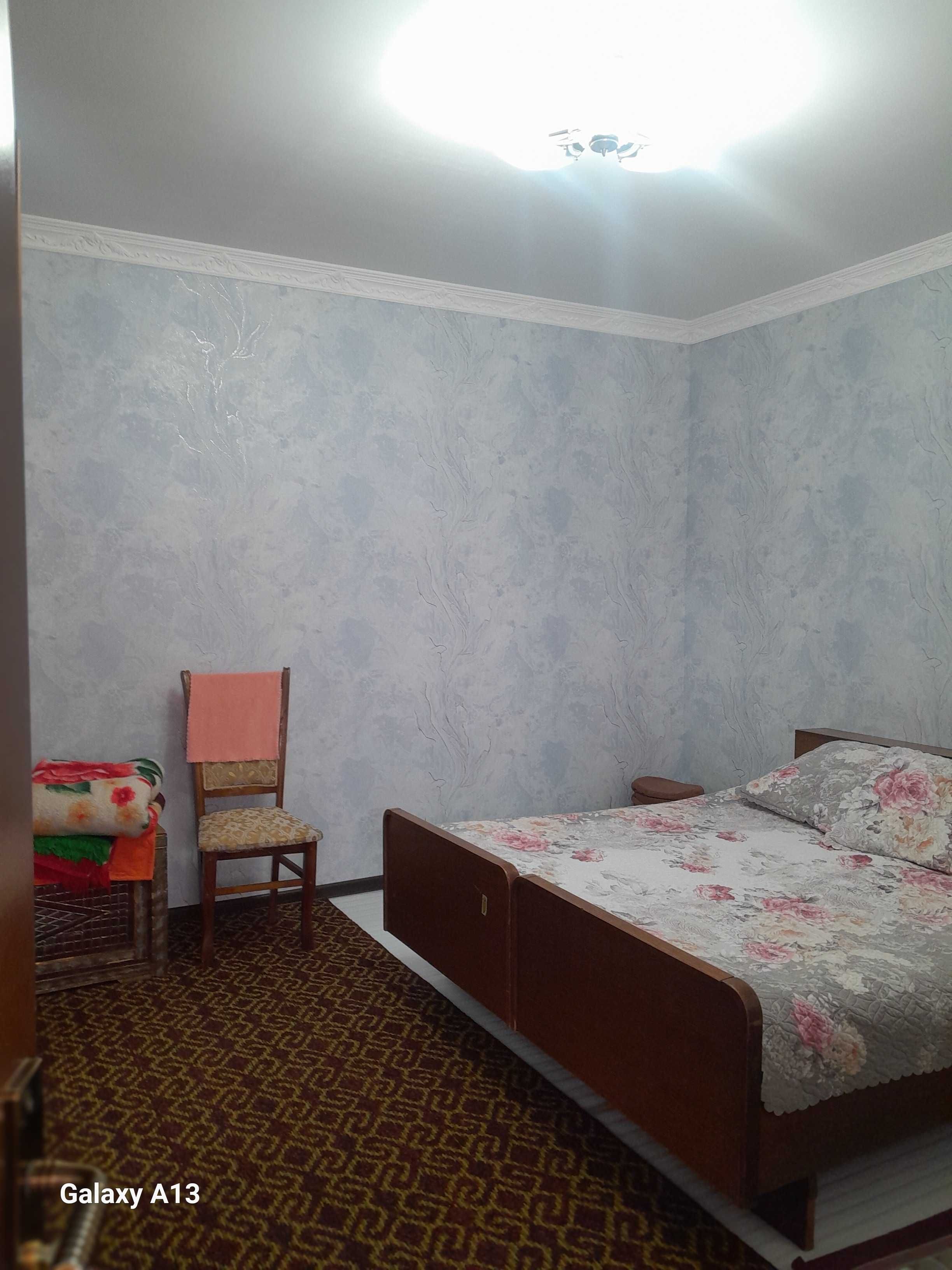 Урта чирчик корасу ховли уй