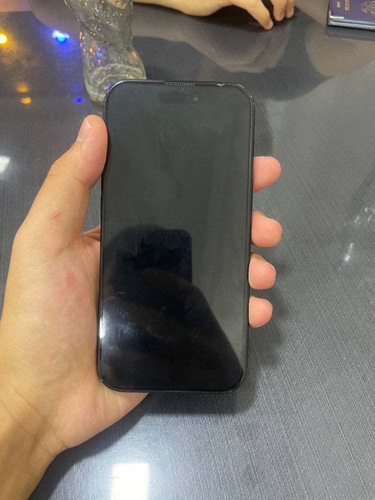 iPhone 15 Sotiladi srocniyga