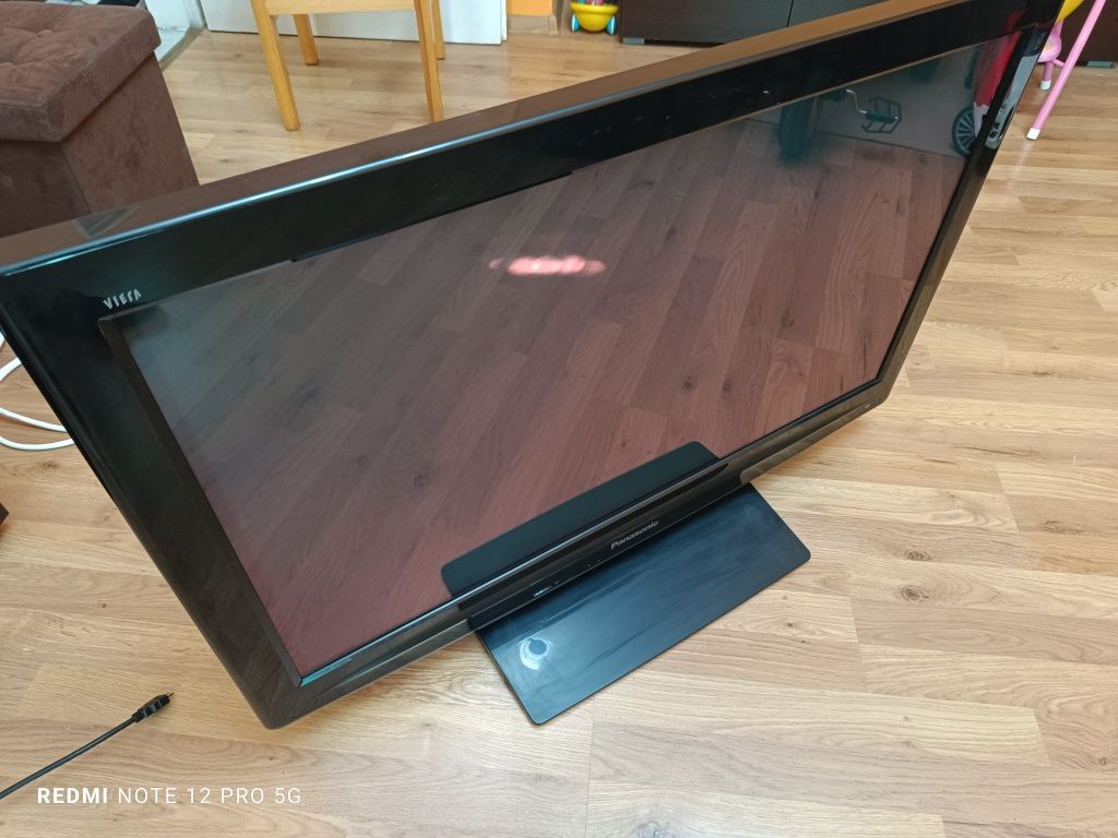 Телевизор Panasonic TX-P37C2E