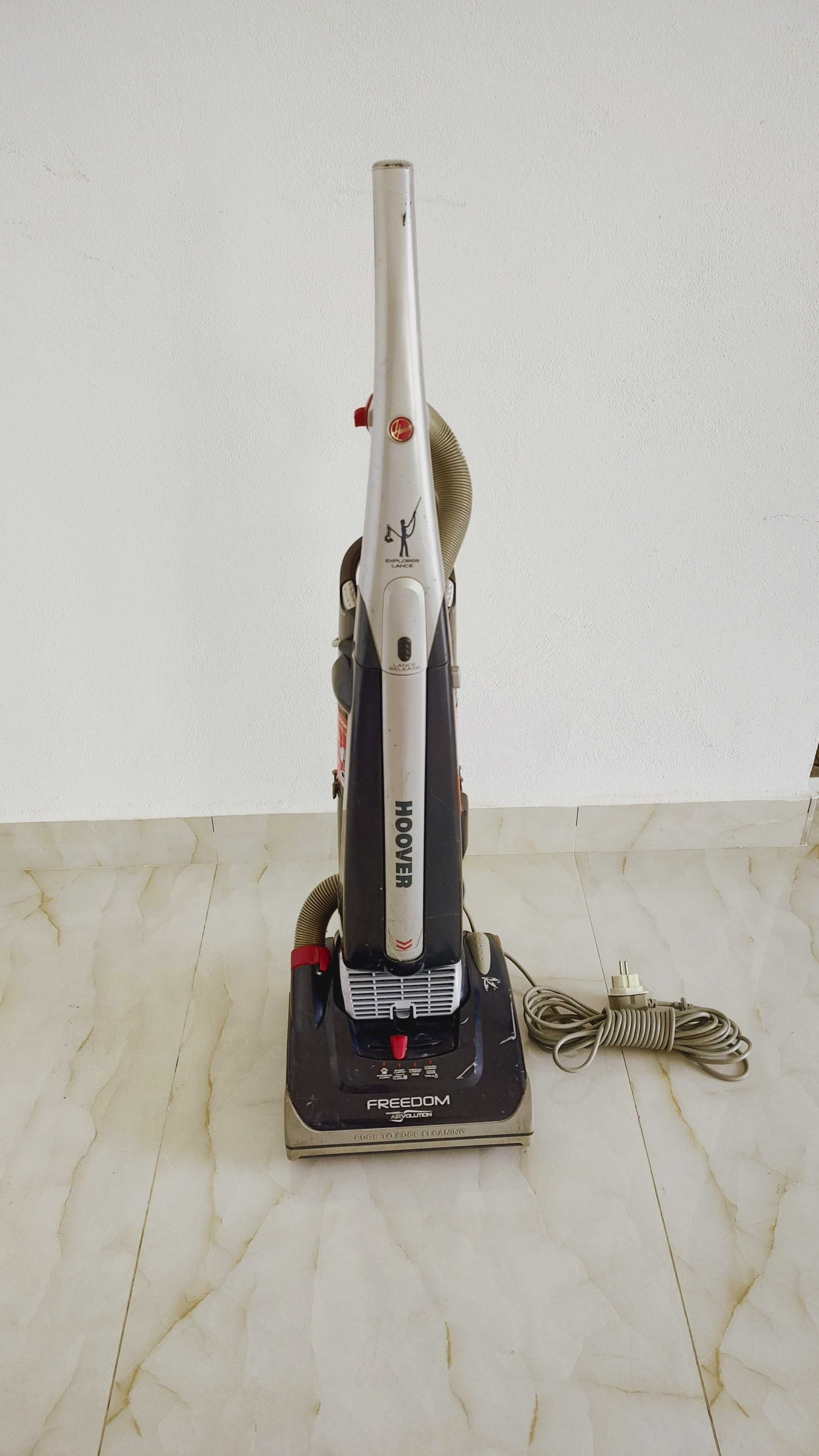 Прахосмукачката HOOVER FR7183