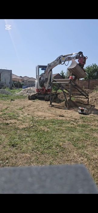 Pământ vegetal cernut fin – ideal pentru gazon, flori, grădini