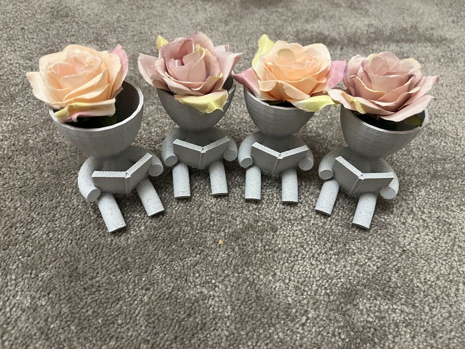 3Д Мини кашпи „Четящи човечета“ – красива декорация за дом или офис