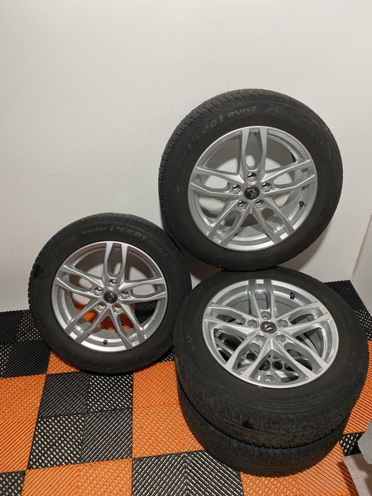 Jante originale Renault Kadjar/Arkana/Koleos pe 17
