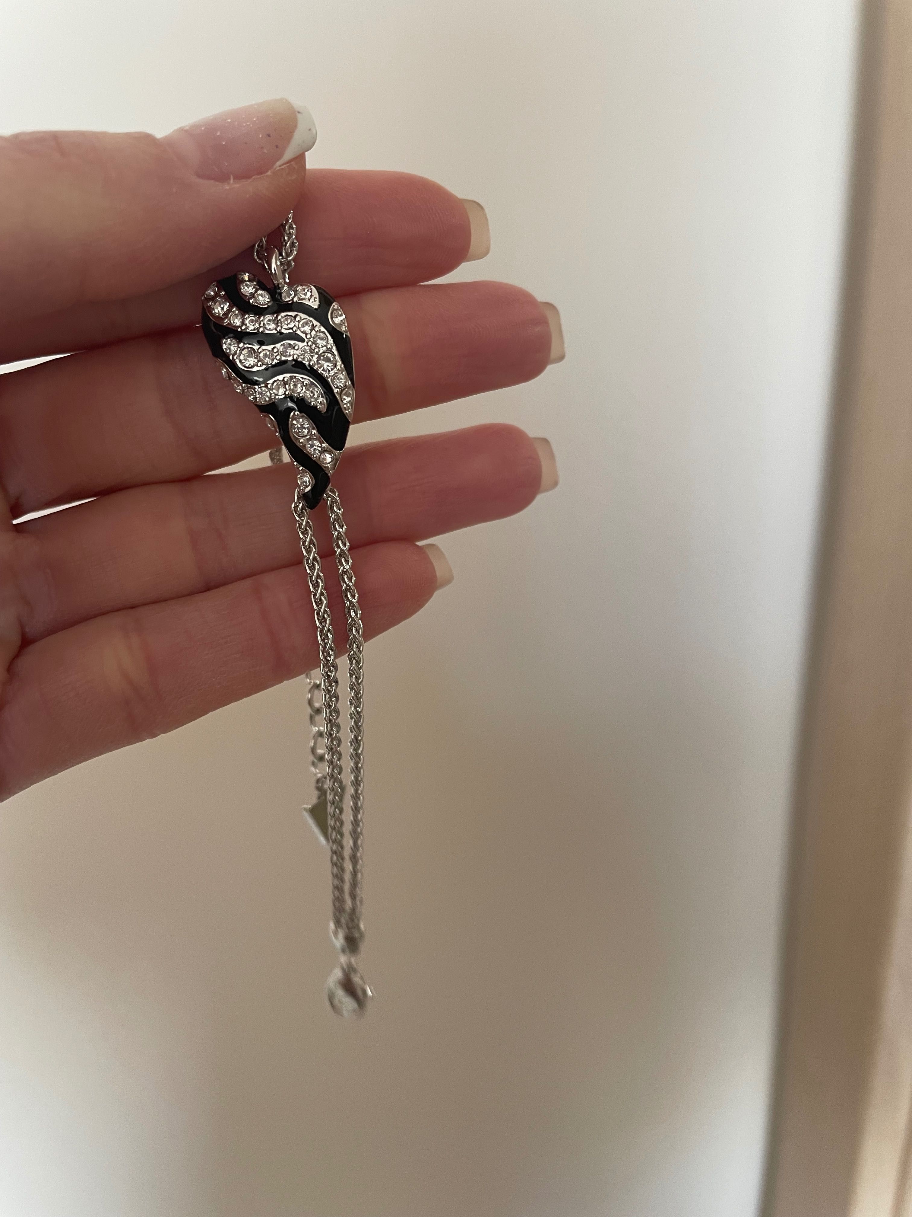 Дамска гривна Guess