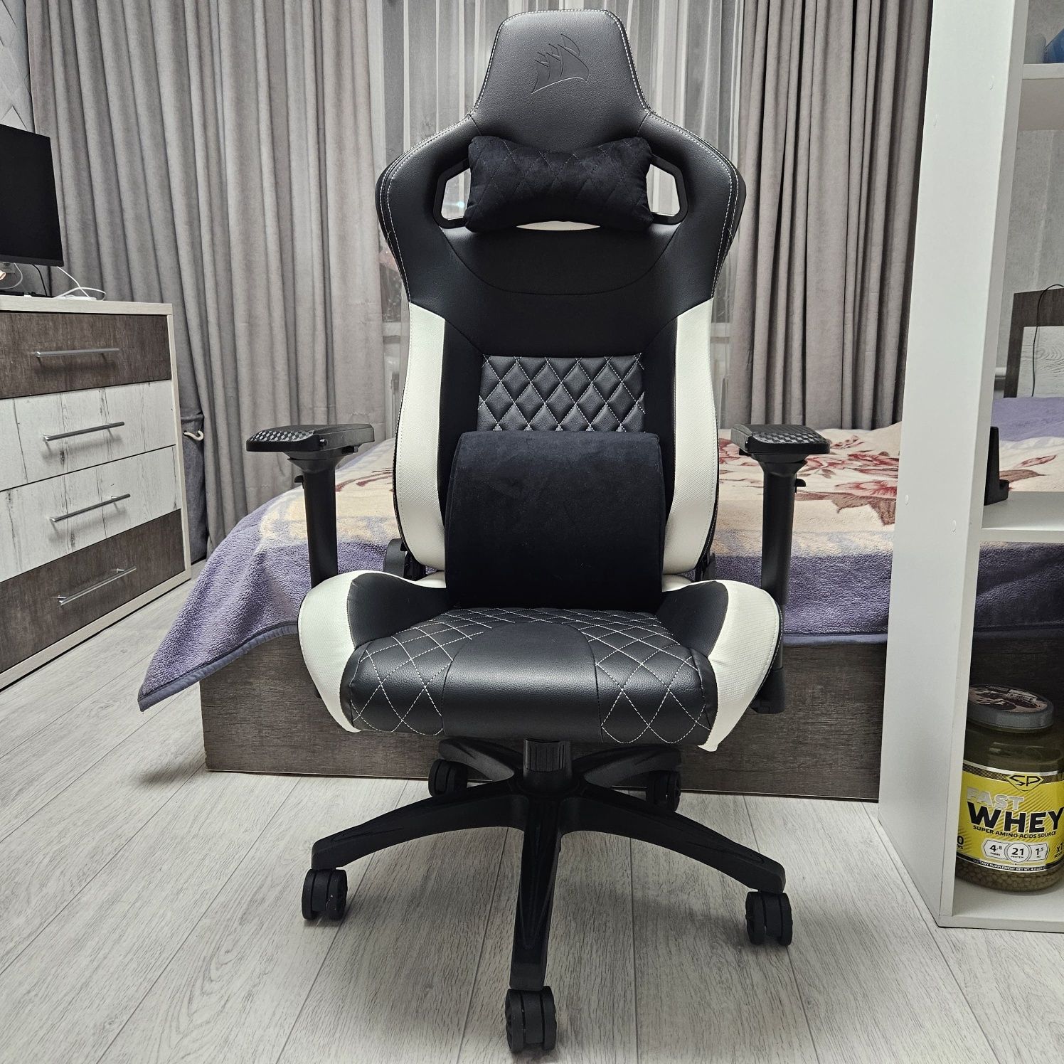 Новое игровое кресло США Corsair T1 rice