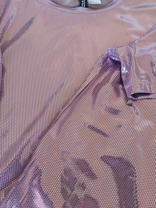 Дамска лъскава блуза с къс ръкав