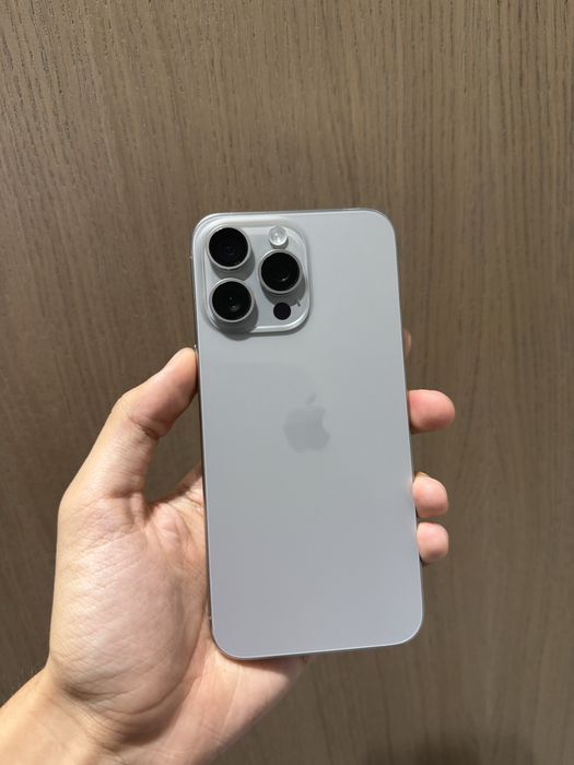 iPhone 15 pro max, 90%, 256gb