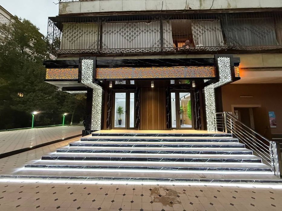 Аренда коммерческой недвижимости 
Айбек , Воха брассери, 100м2