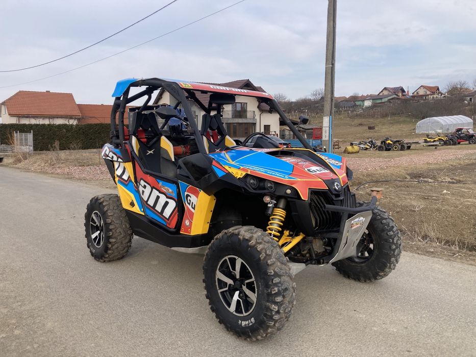 SSV Buggy Can am Maverick 1000R Servo