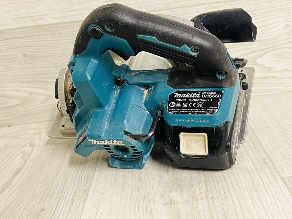 Makita DHS 660 circular